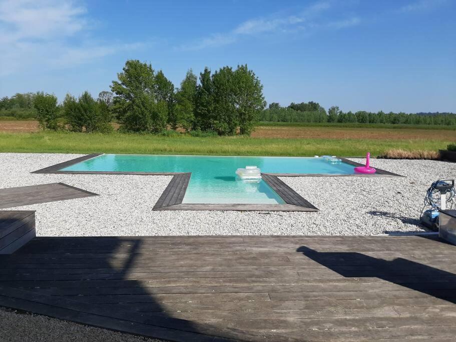 Grand Gite Avec Piscine Maison Port Valade Tabanac Exterior photo