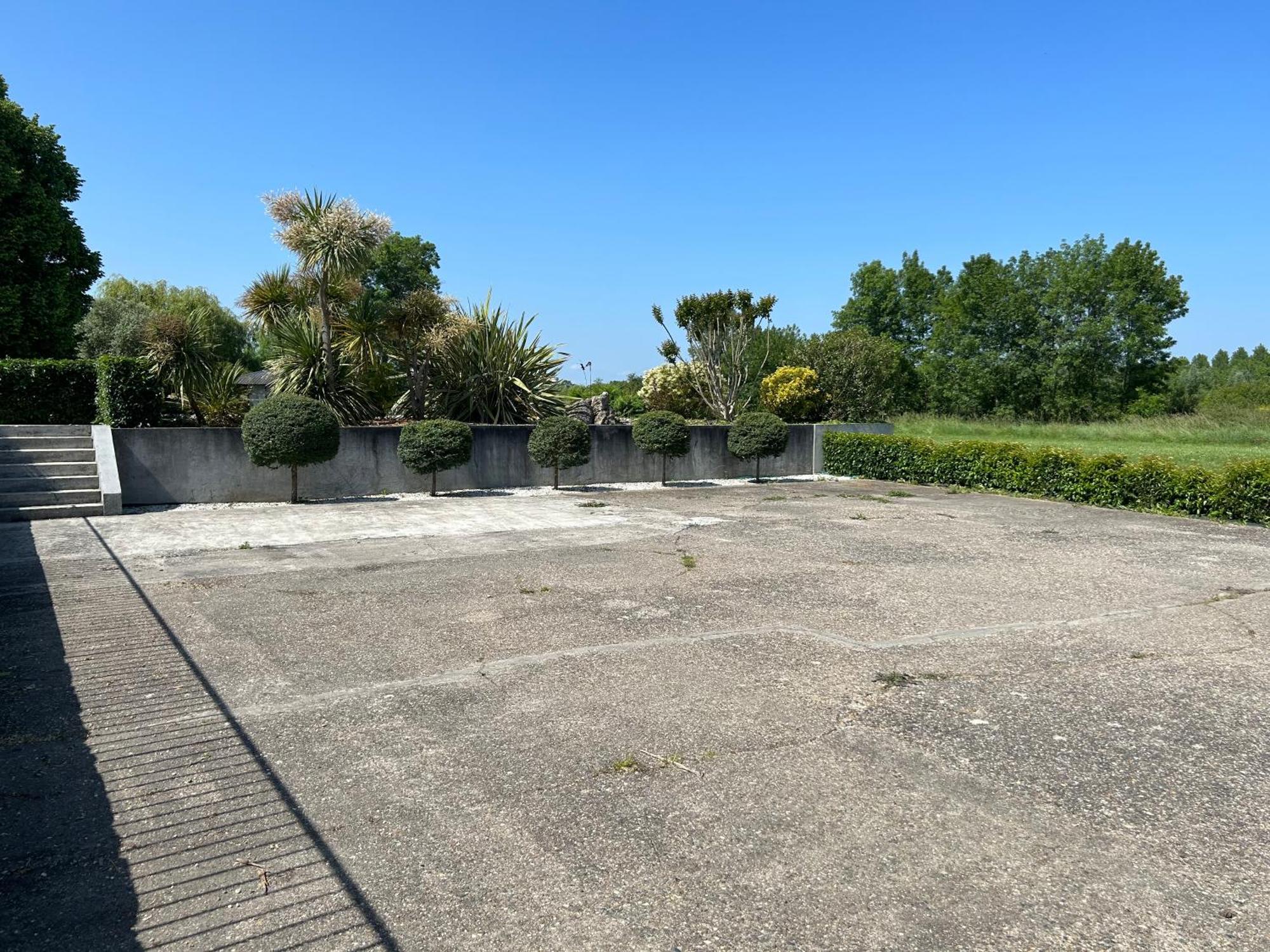 Grand Gite Avec Piscine Maison Port Valade Tabanac Exterior photo